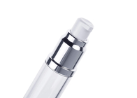Short et grosse lotion privée d'air de bouteilles de cosmétique séparant BPA librement