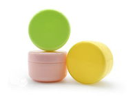 La variété colore la grande utilisation de vie quotidienne de bouche de conteneurs cosmétiques vides