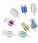 Pompe cosmétique en plastique adaptée aux besoins du client 20/410 24/410 28/410 de crème de traitement de base de pp