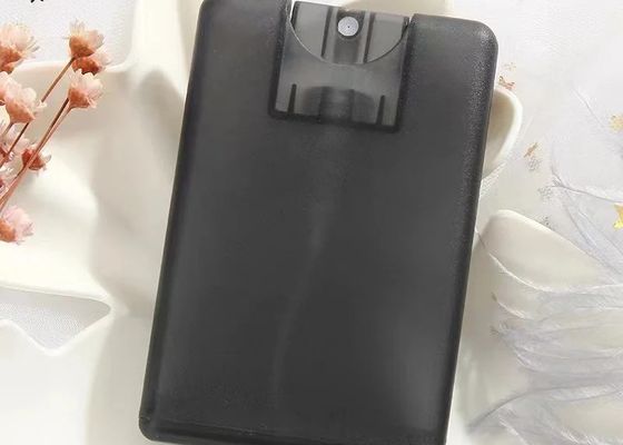 15 ml 20 ml Portable Carte de crédit mince Spray Bouteille de parfum Proof de fuite Atomiseur de brouillard fin Facile à utiliser au quotidien