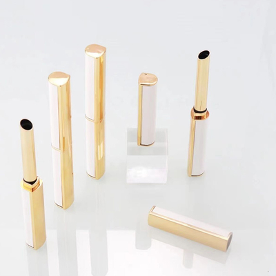 5 ml de capacité tube de rouge à lèvres avec pièce jointe diamant facile à transporter et les couleurs de fin pour tous les types de peau