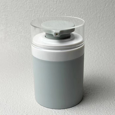 Bouteille de pompe sans air en plastique sur mesure en gros Bouteille de crème PP vide