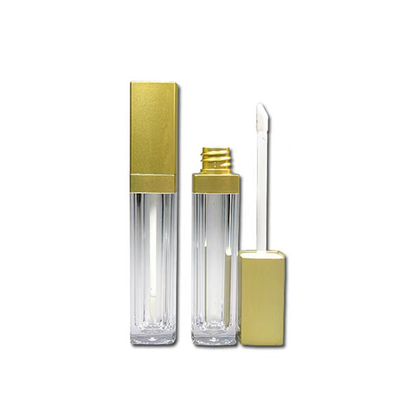 Surface lisse ronde mignonne Cartoon récipient de baume à lèvres Logo personnalisé maquillage cosmétique étui de rouge à lèvres Tubes d'emballage