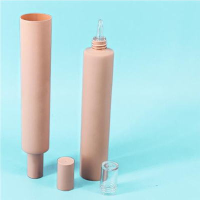 Emballage cosmétique en PE à couleur creuse et vide, tube combiné flexo avec estampage