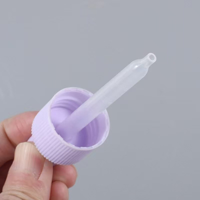 Couleur personnalisée 18mm 24mm rubanée PP gouttière en plastique avec pipette en plastique outil professionnel de distribution de liquide