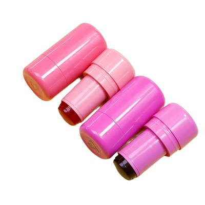 Tuyaux de baume à lèvres en plastique à couvercle à vis faciles à transporter et à sceller pour les emballages de récipients cosmétiques