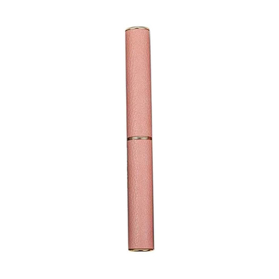 Emballage cosmétique révolutionnaire 5g tube de rouge à lèvres en plastique en noir mat ou d'autres couleurs avec conception tournante et rétractante
