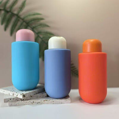 Disque de surface mat recyclable à capuche supérieure contenant de la lotion et de la crème emballage cosmétique bouteille HDPE pour soins personnels