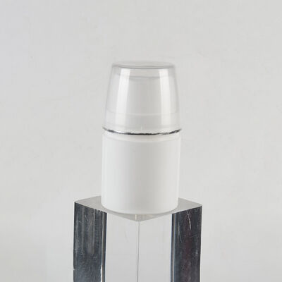 Conception spéciale de tête de pompe à sertir, flacon distributeur airless en PP avec options de capacité multiples de 30 ml, 50 ml, 75 ml, 100 ml et 150 ml, et acceptation des couleurs de capuchon, de l'impression sérigraphique et du spray mat.