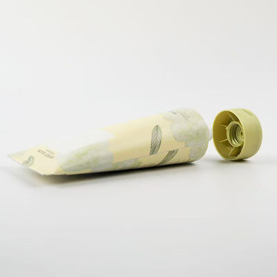 Tube de crème en plastique de diamètre de 50 mm de conception supérieure rabattable utilisé pour l'emballage cosmétique de soins de la peau