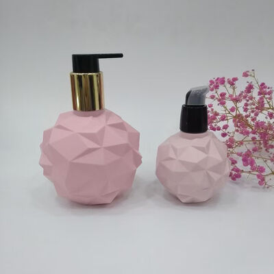 Appareil extérieur 120 ml 300 ml Bouteille cosmétique en plastique Support personnalisation