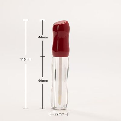 Bouteilles de vernis à lèvres Hourglass Forme incurvée Tubes de vernis à lèvres clairs avec baguettes d'applicateur Multi-brillant Caps rouges et bruns Rechargeables Containers de maquillage des lèvres pour l'huile de lèvres Vernis à lèvres