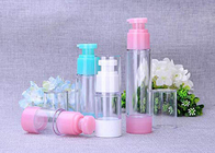 La variété colore les bouteilles cosmétiques blanches bleues de pompe de lotion de rose privé d'air de bouteilles