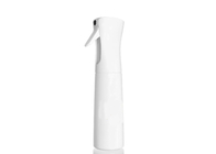 Le jet cosmétique blanc met l'utilisation en bouteille de produits de beauté de bouteille de presses de main