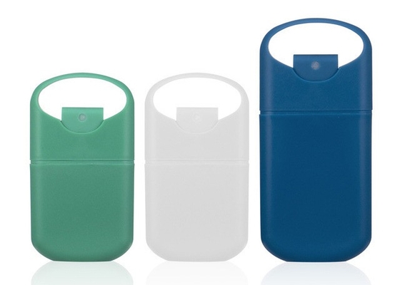 Spray de poche en plastique mini Parfum désinfectant pour les mains Bouteille de pulvérisateur de carte de crédit à l'épreuve des fuites et logo personnalisé