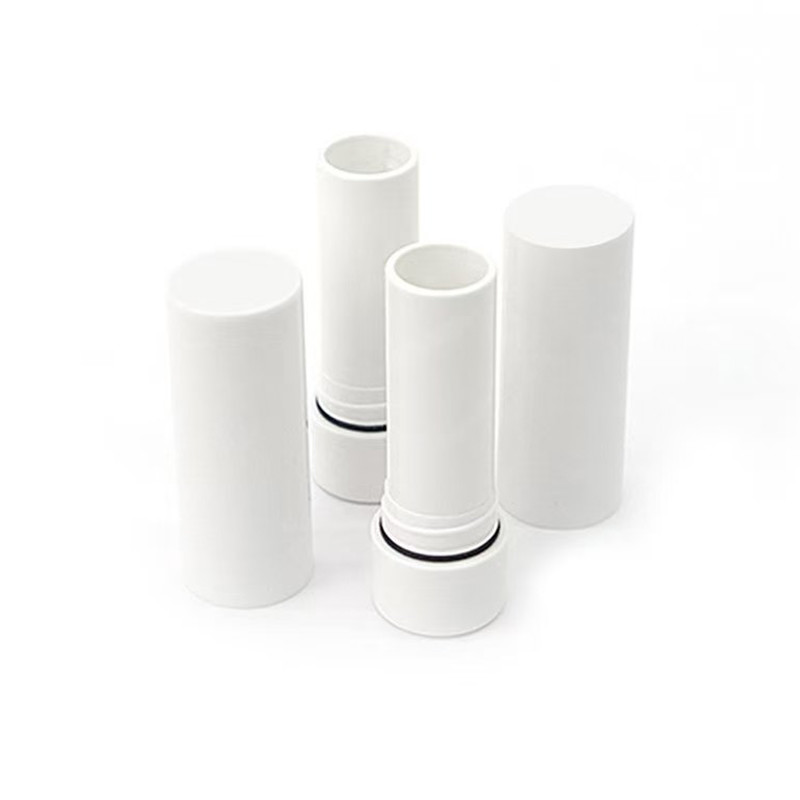Tous les types de peau Tubes de luxe pour les glosses labiales Emballage personnalisé pour le maquillage Rôles et glosses labiales Contenant en plastique pour le rouge à lèvres