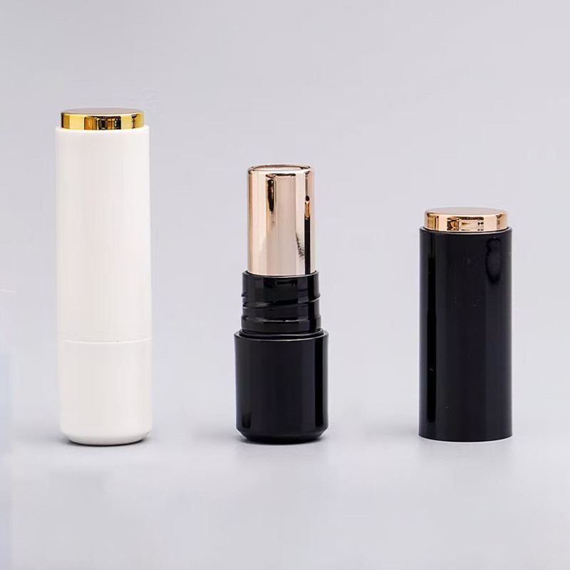 Emballage vide 6 ml Tubes de brillant à lèvres clairs avec baguette ronde Logo personnalisé Tubes de brillant à lèvres