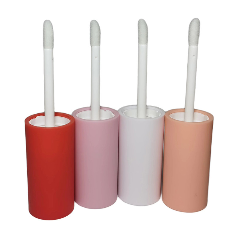 Emballage vide 6 ml Tubes de brillant à lèvres clairs Barbe ronde Logo personnalisé Tubes de brillant à lèvres