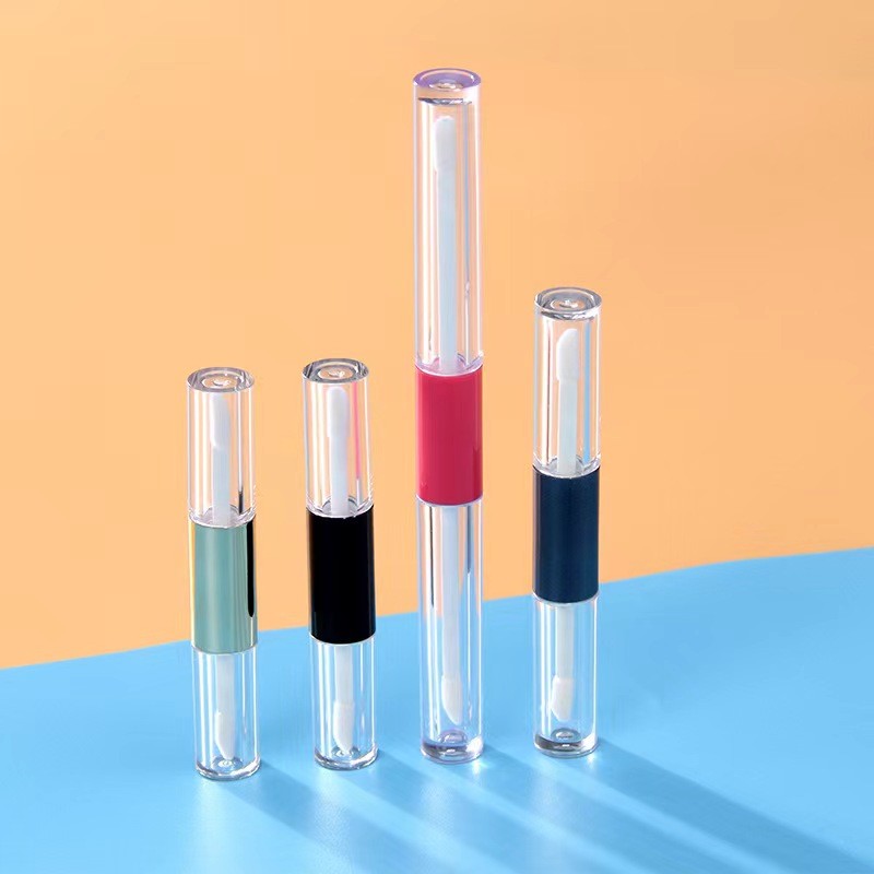 Type cosmétique Gloss pour les lèvres 2,5 ml Gros pinceau pour la tête Pour le glaçage des lèvres