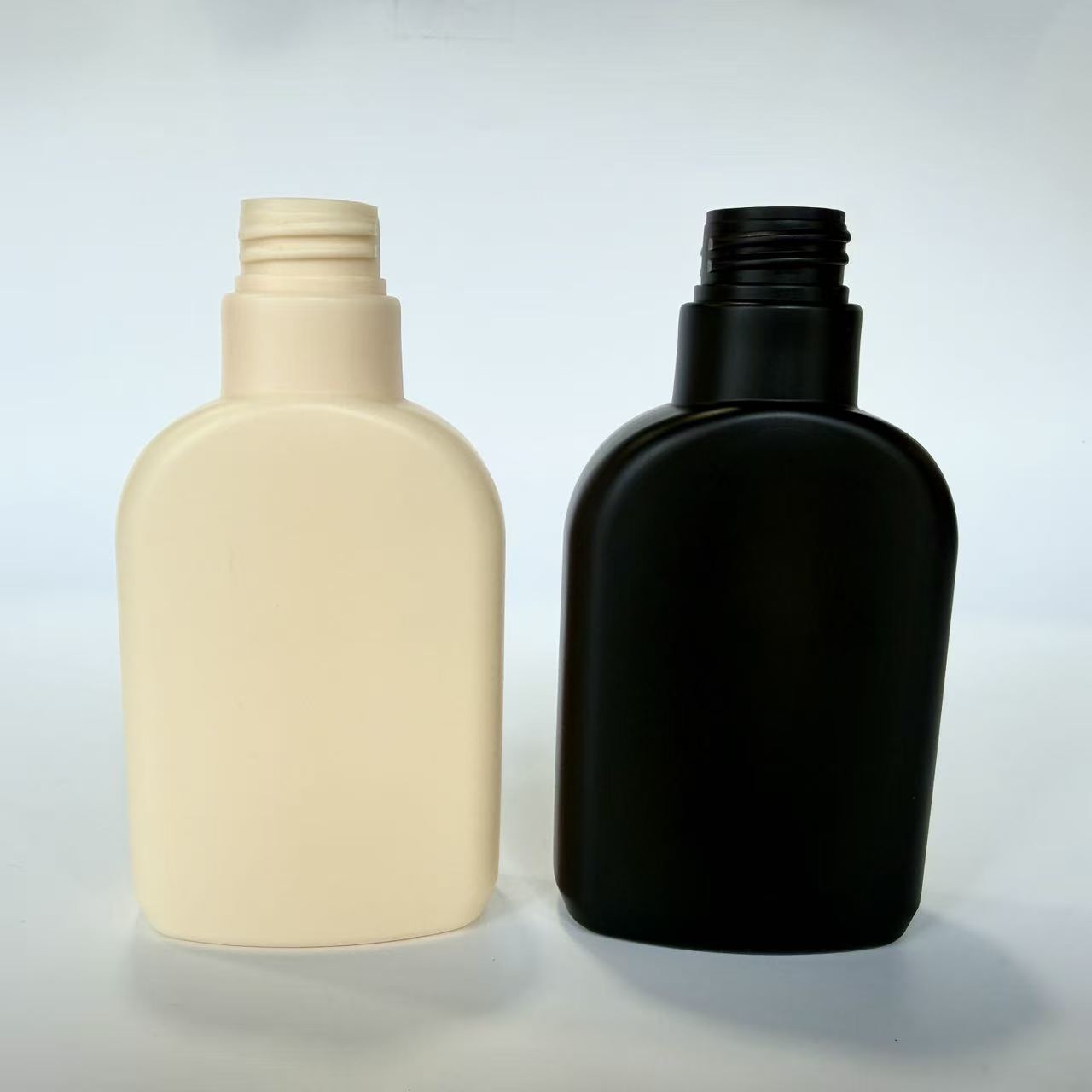 Bouteille en plastique vide mat noir/Beige HDPE 28mm 200ml 33g pour emballage cosmétique de lotion de shampooing
