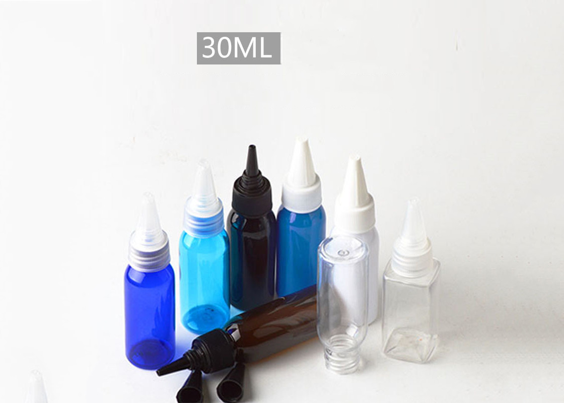L'ANIMAL FAMILIER en plastique vide durable met l'emballage en bouteille cosmétique avec la couverture de bouche d'aiguille